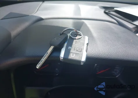 2017 Chevrolet Silverado 1500 2Lt z USA, uszkodzony, nr VIN 1GCVKREC8HZ105416